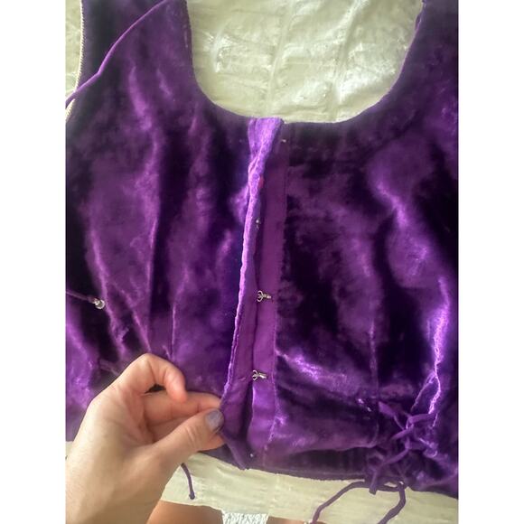 Purple beaded and velvet cropped India blouse size 32 - Picture 6 of 7